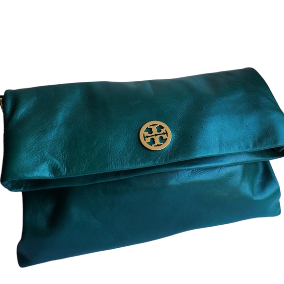 Tory Burch Handbags - Tory Burch green leather flap cover crossbody bag